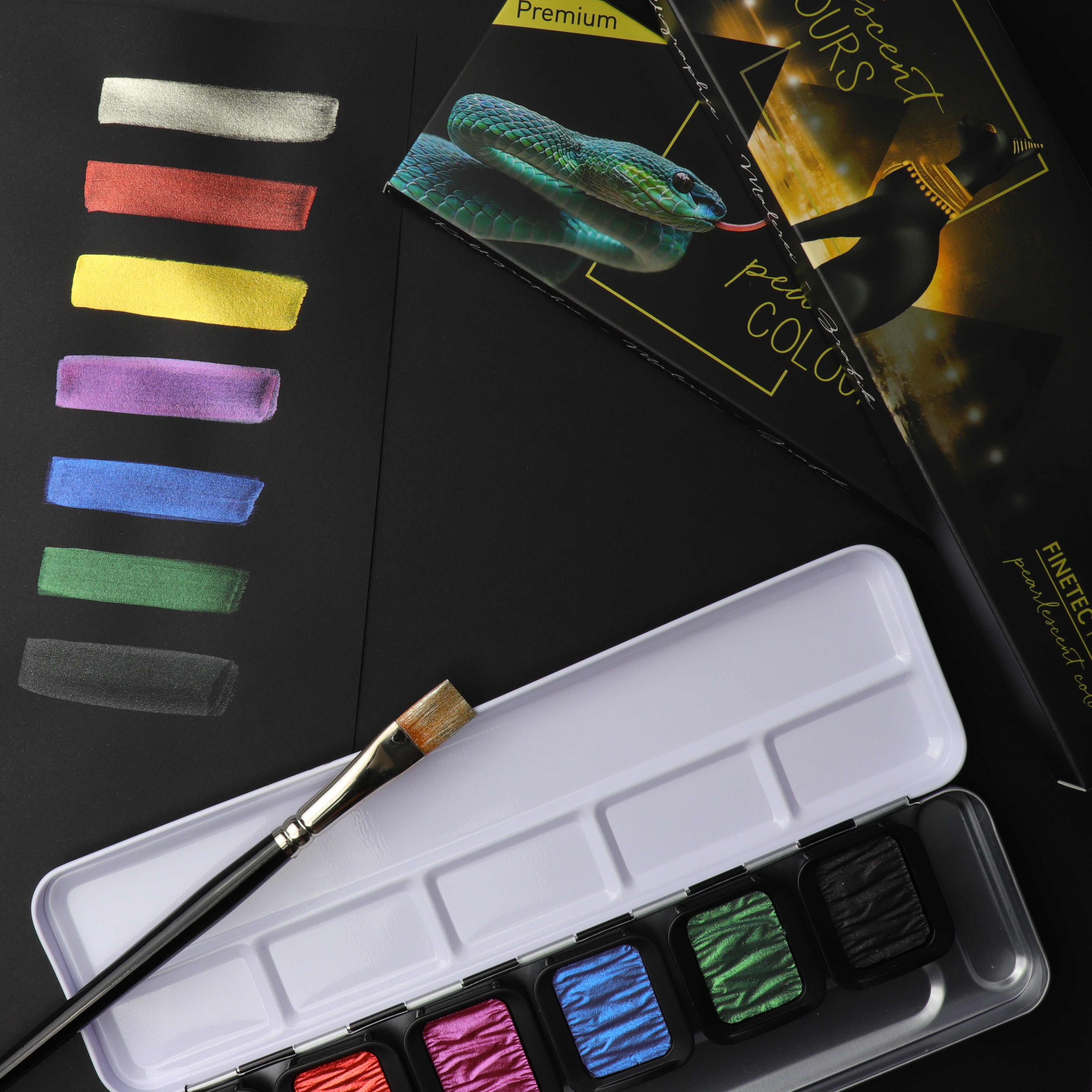 FINETEC : Premium Pearlescent watercolour set - High chroma